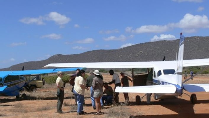 samburu-flying